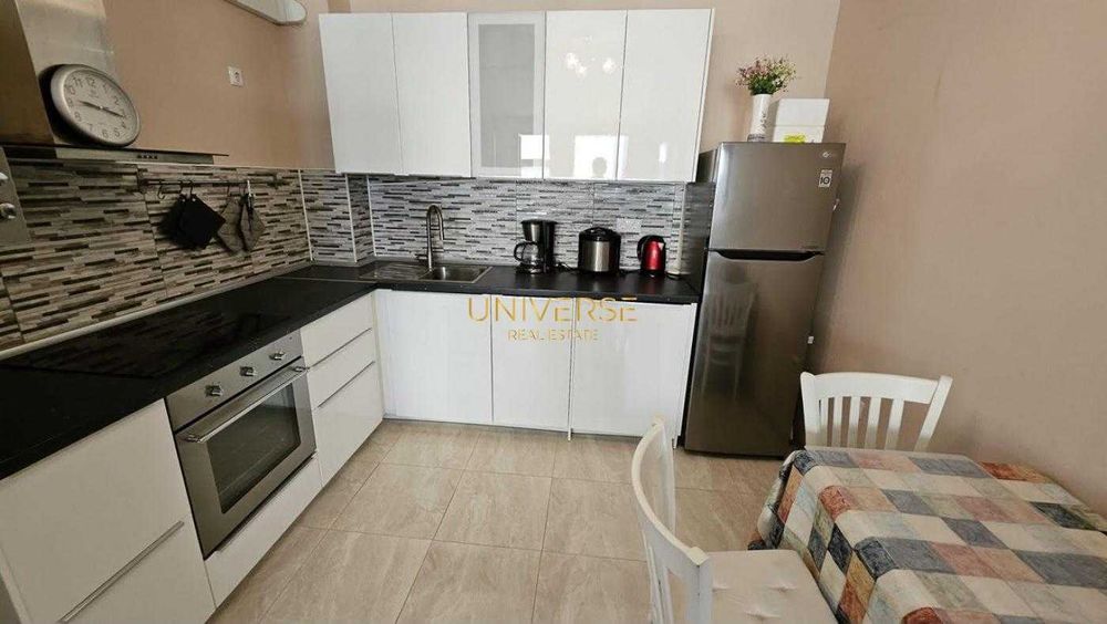 Продава се тристаен апартамент в сграда БЕЗ ДАНЪК ПОДДРЪЖКА в Несебър. Страхотна цена #6015