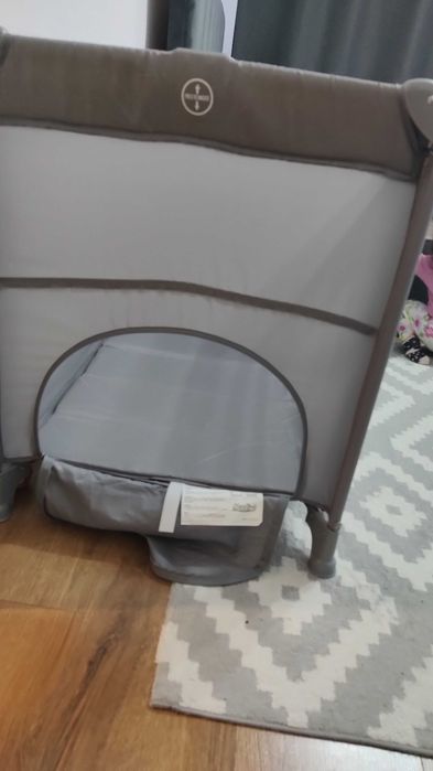 Pat copii pliabil cu doua nivele