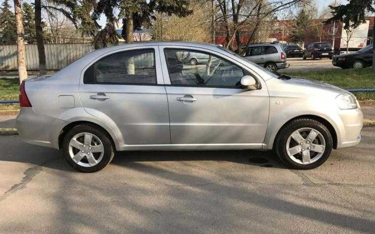 Автомобили под наем Перник