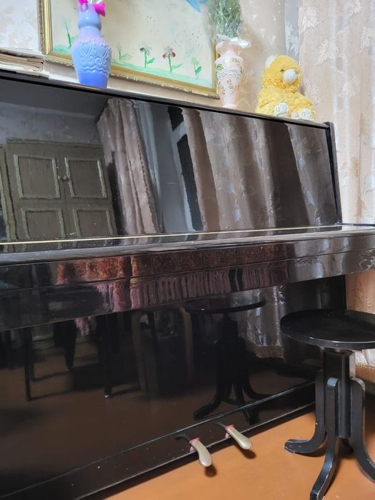 Продаю пианино Минск