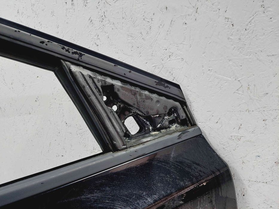 Usa dreapta fata Volvo V40 [Fabr 2013-2019] 45200 Black Sapphire