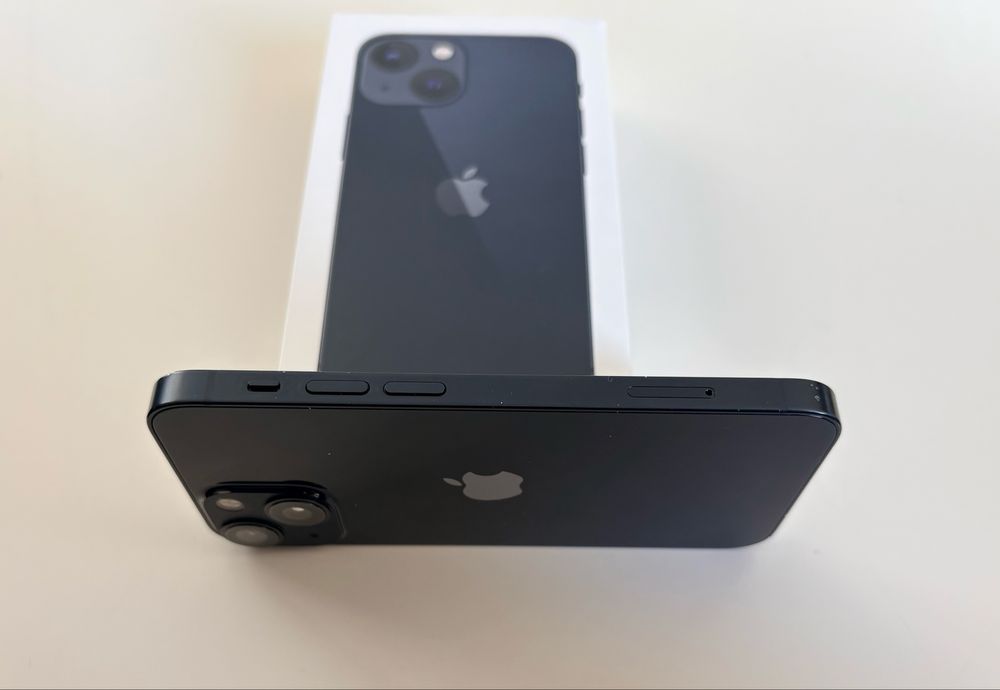 iPhone 13 mini 128GB / Пълен комплект / Всичко работи