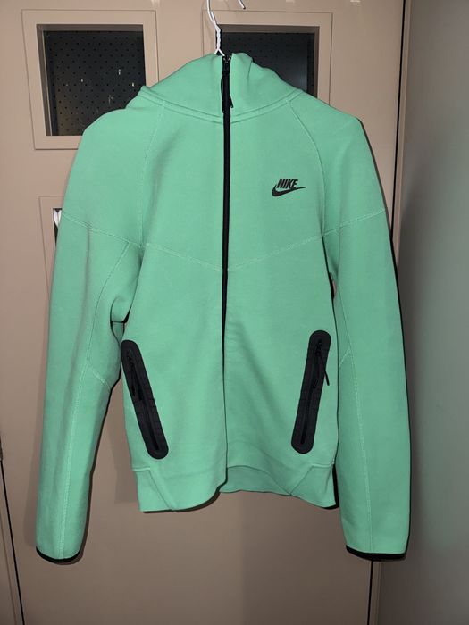 Nike tech fleece,air max,essentials ,LUDA