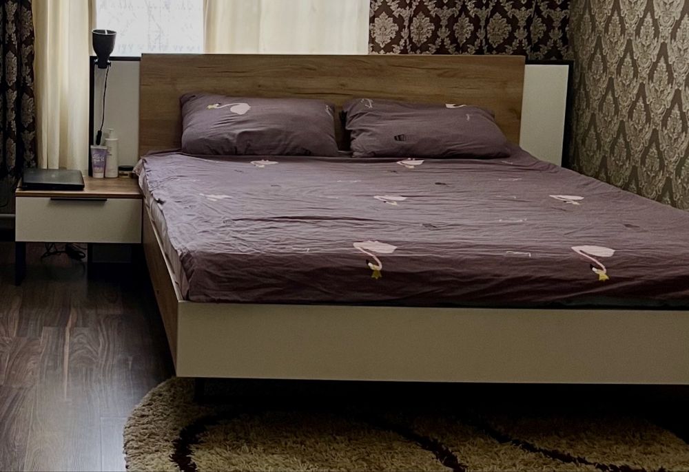 Двухспальная кровать