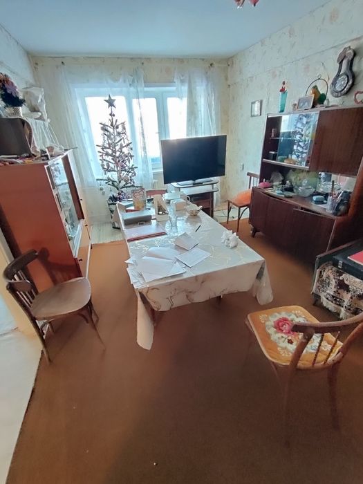 Продается 3-комн (1-48, 2 эт)