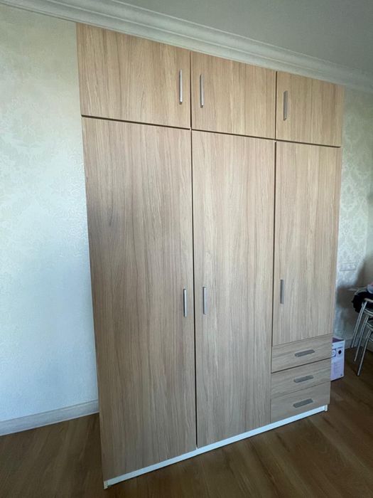 Продам шкаф, состояние отличное