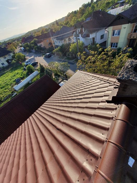 montaj acoperișuri dulgherie montaj tabla cu montaj inclus cost între 50/80 lei mp reparati acoperișuri urgente sună azi pentru oferta