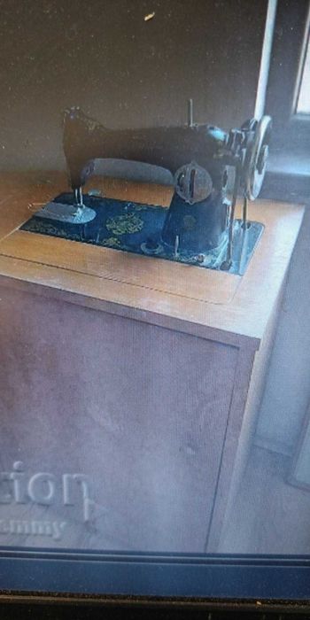 шевна машина с маса Юнион