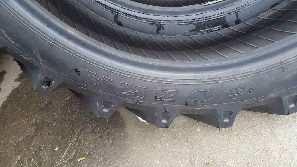 cauciucuri agricole 8.3-32 inguste marca Ozka cu 8 pliuri  QAGM