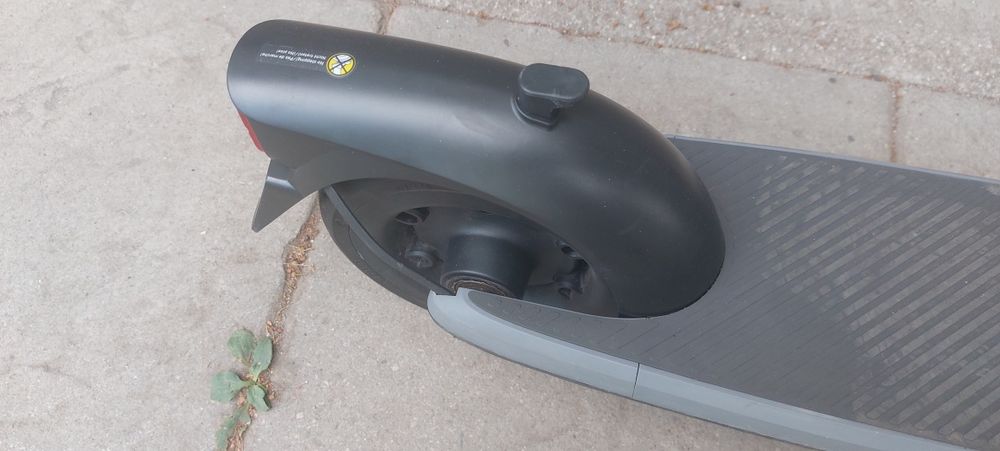 Продавам електрическа  тротинетка Ninebot от Германия