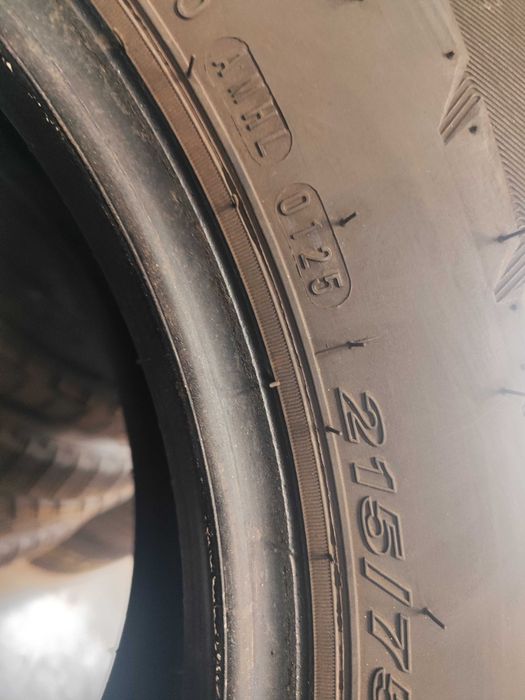 2бр.зимни гуми 215/75/16C Nexen