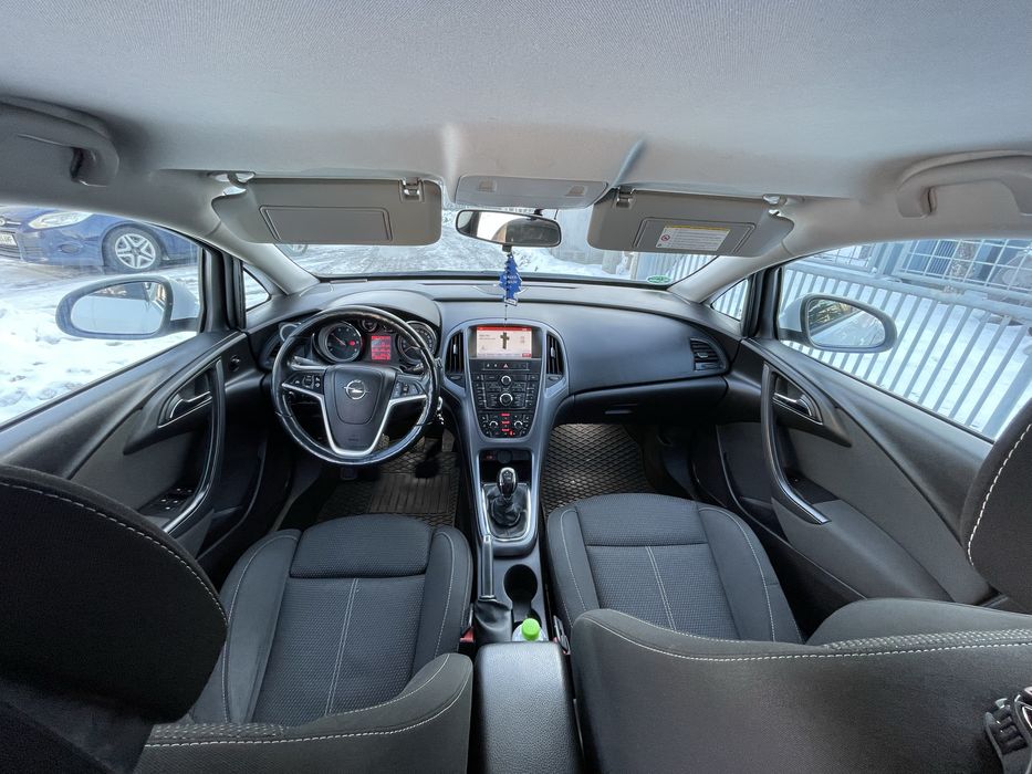 Opel Astra J Sport Tourer-1.6 cdti- Euro 6 fara Adblue