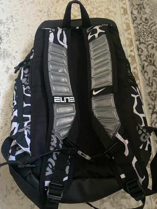Редкая расцветка Nike elite