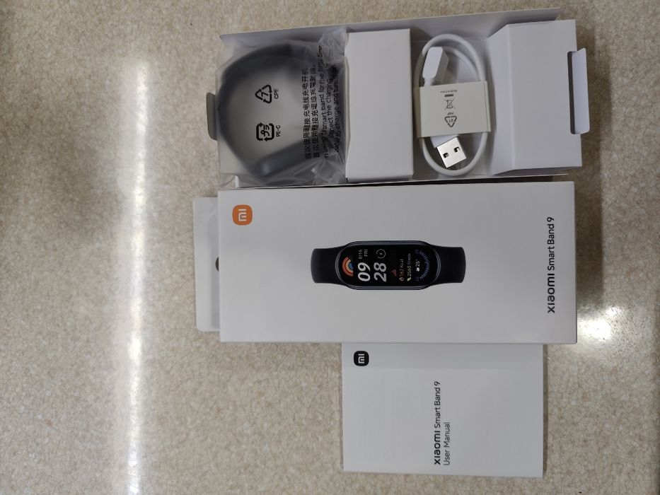 Mi bend 9 в идеальном состоянии новый. 
Месяц пользовался. 
Без дефект