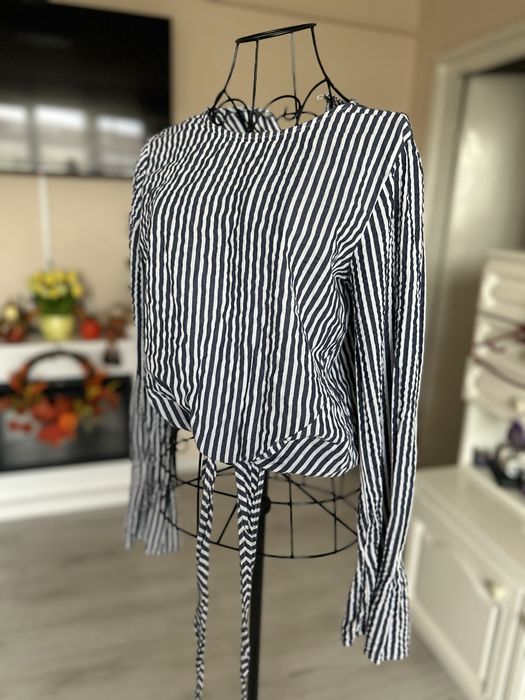 Bluza H&M, marimea 34, noua