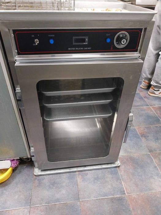 Топла витрина вертикална за 7 тави/употребявана като нова, китай/