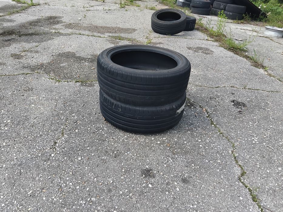 Гуми 225 45 19 Бриджстоун Bridgestone 2 броя - нов внос. Не са нови! Посочената цена е за един брой гума.