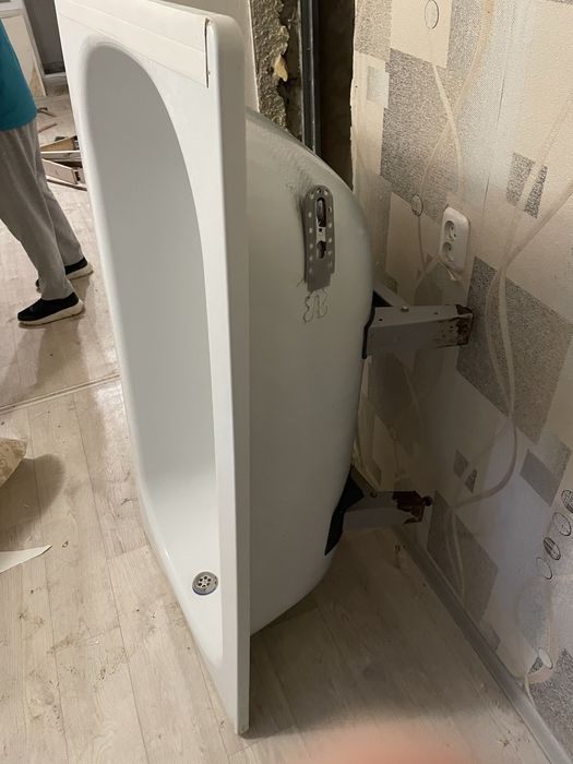 Продам ванну в хорошем состоянии