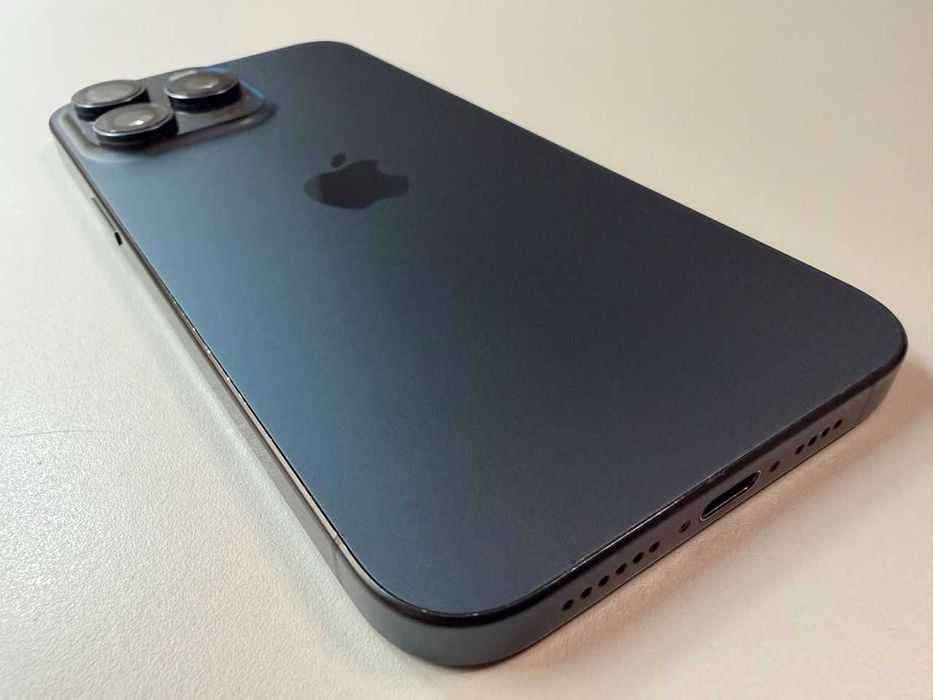  Apple / iPhone 15 Pro Max / 256 Gb / Blue Titanium