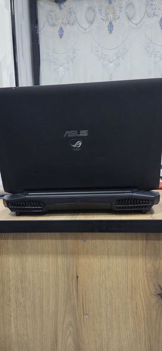 Ноутбук Asus игравой