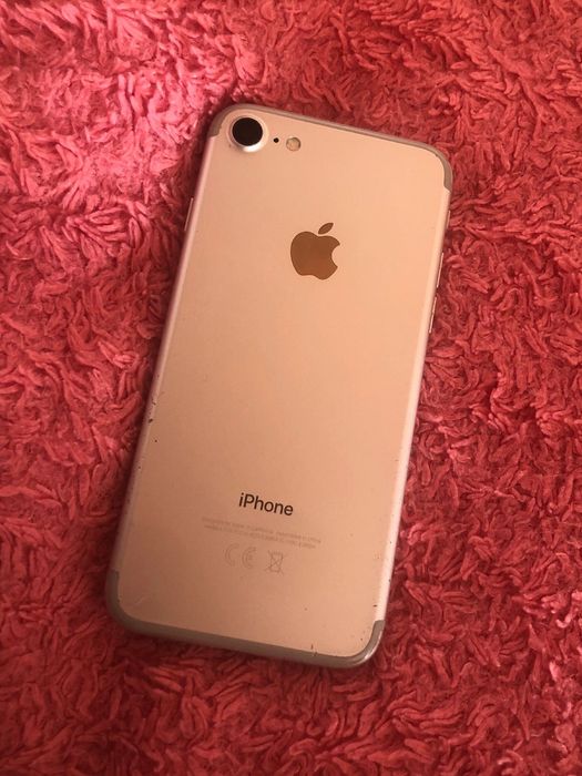 Продам айфон 7 20000