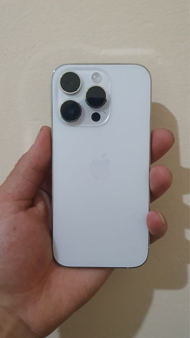 iPhone 14 pro holati idyal. chotki telfon
