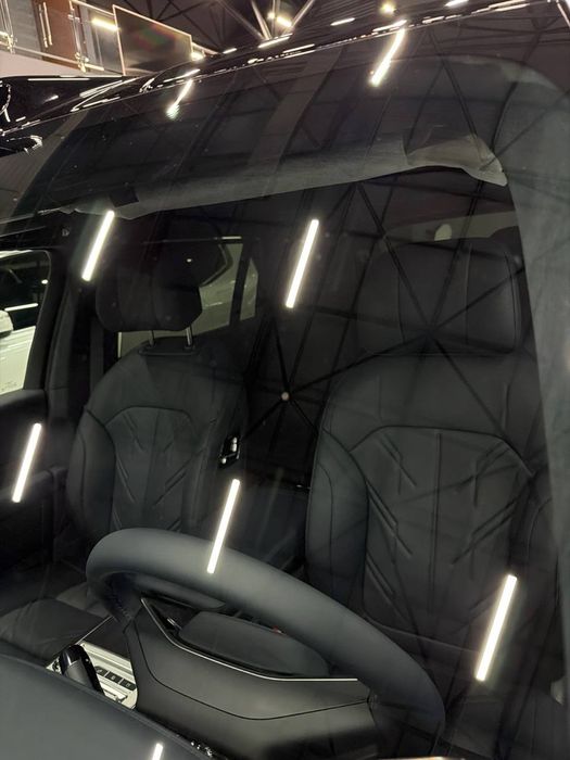 Zeekr 9 x ultra.  Абсолютно новая машина.