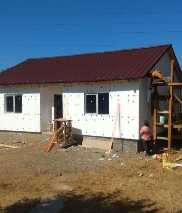 Vând și construiesc case modulare