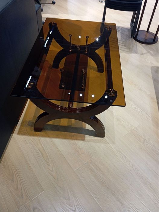 Журнальный столик