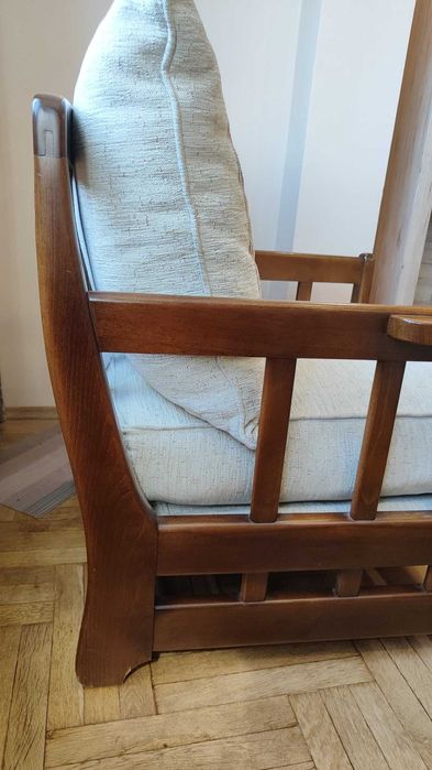 Винтидж италианска холова гарнитура от масивно дърво