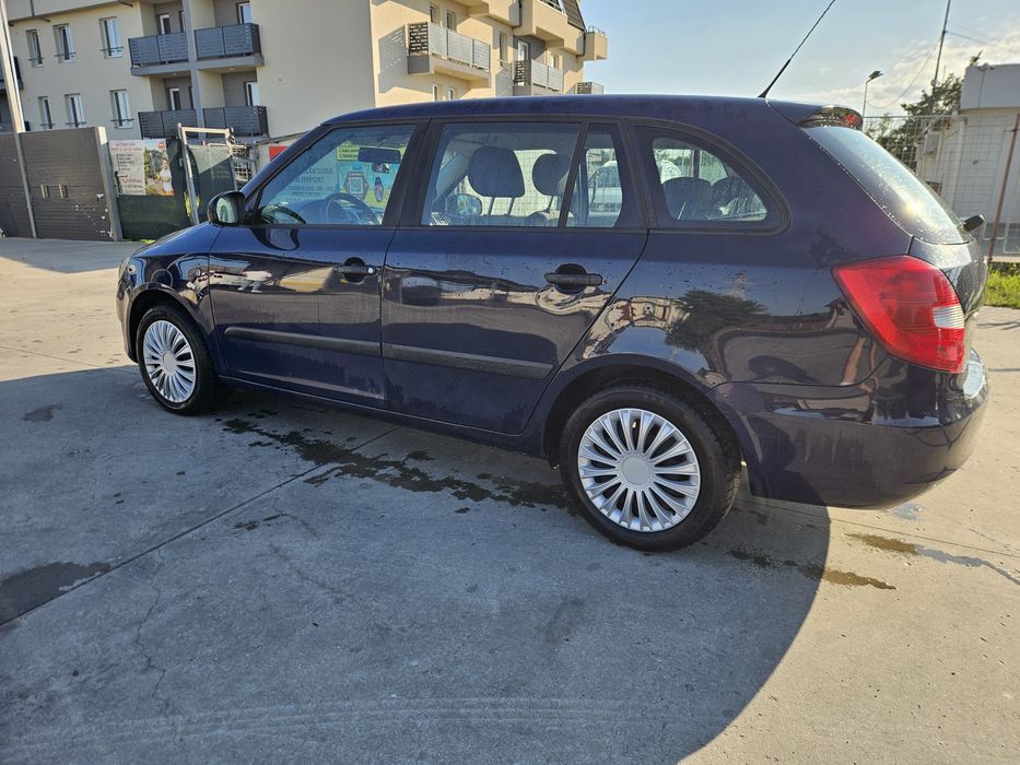 Vand Skoda Fabia 2,   1.6 TDI ,  2011