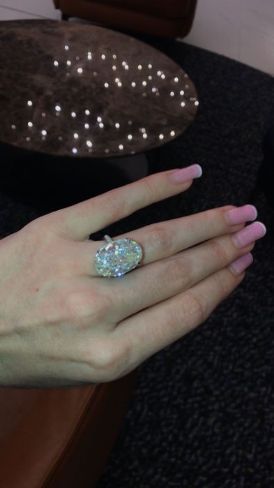 Пръстен с лабораторен диамант 10 карата