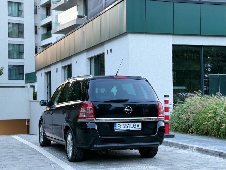 OPEL Zafira 2010 — imagine 2