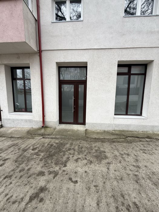 Spatiu comercial de inchiriat