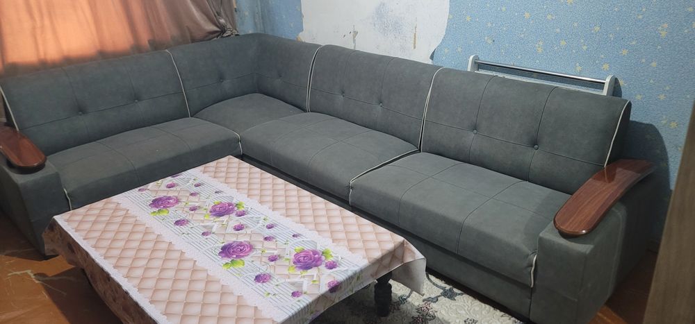 Ugalog sotiladi 2 ta pufigi bilan