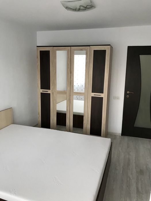 Inchiriez apartament central regim hotelier