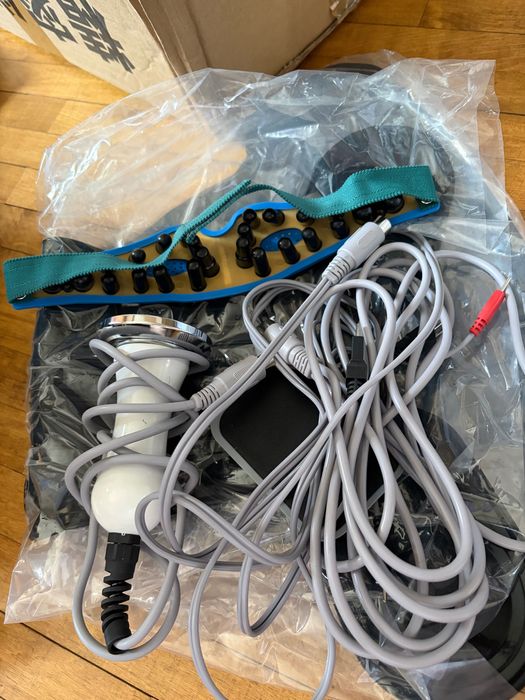 Aparat de masaj electrostimulare