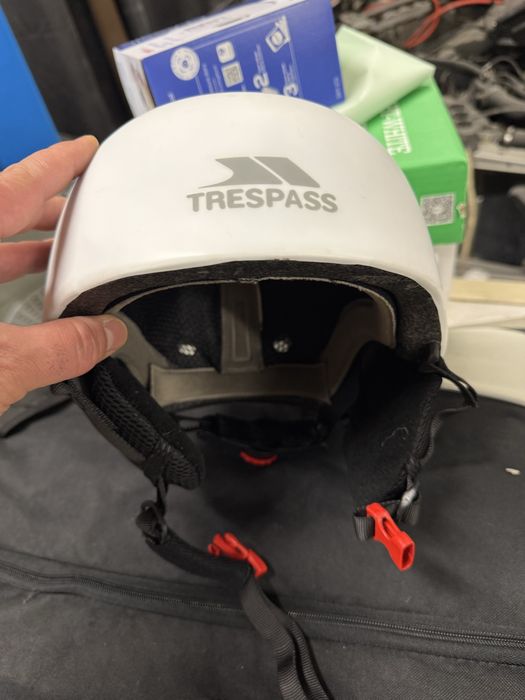 Детска ски каска