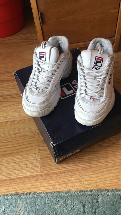 Adidasi Fila albi