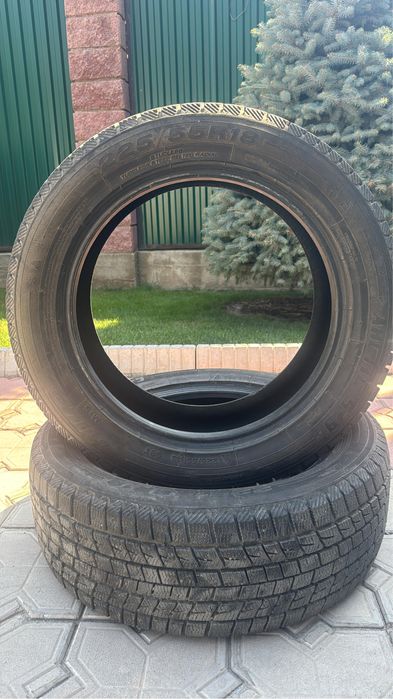 225/55/18.   И 215/55/17