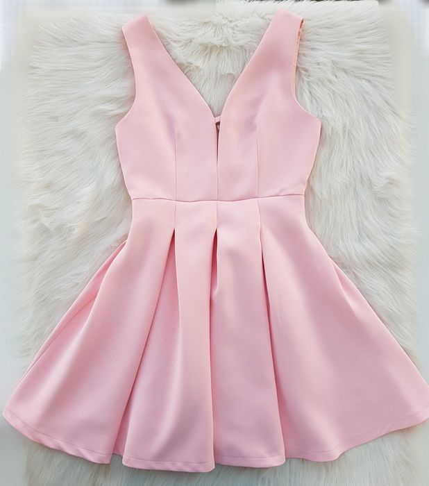 Дамска рокля размер S-М