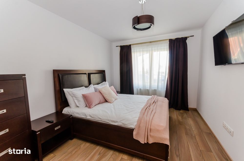 Apartament 3 camere cu gradina proprie 80 mp, parcare, Brana-Selimbar