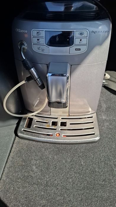 Expresoare cafea cu boabe Saeco
