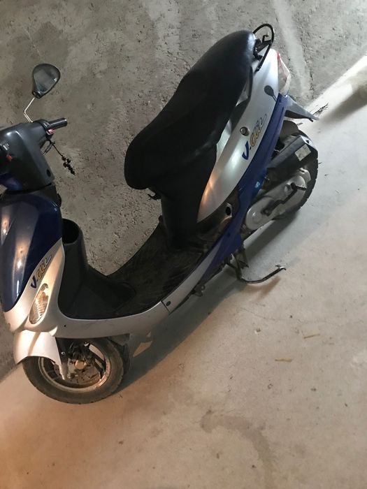 Scuter Peugeot 49cc