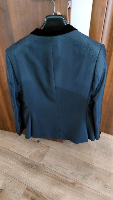 Costume Noi/ Modele Superbe Slim de Ocazii