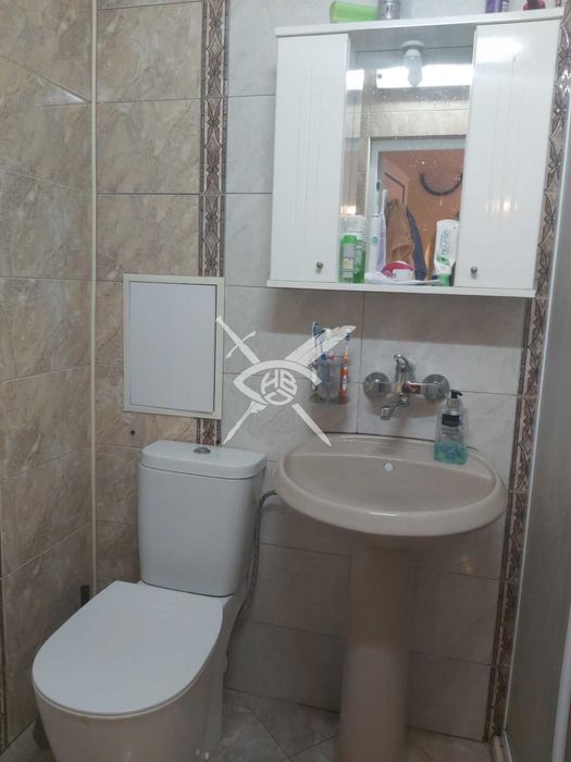 Дава се под наем Двустаен апартамент в Бургас, Меден рудник - зона А - 74 кв.м за 117500 € - Снимка #4