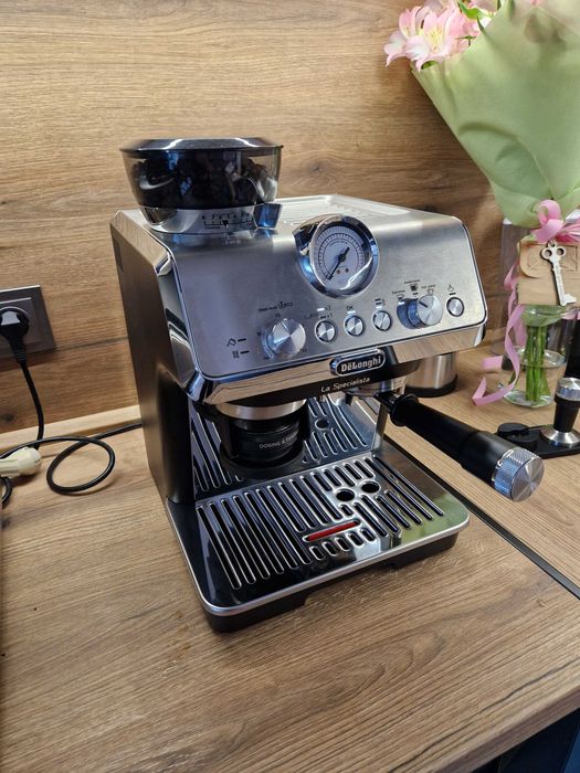 Еспресо машина Delonghi La Specialista ARTE EC9155.MB, 1,5 л, 15 бара