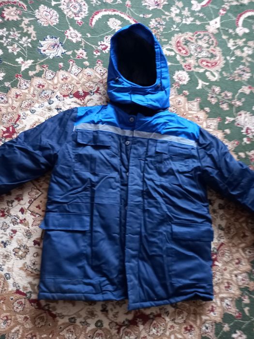 Продам бушлат новый