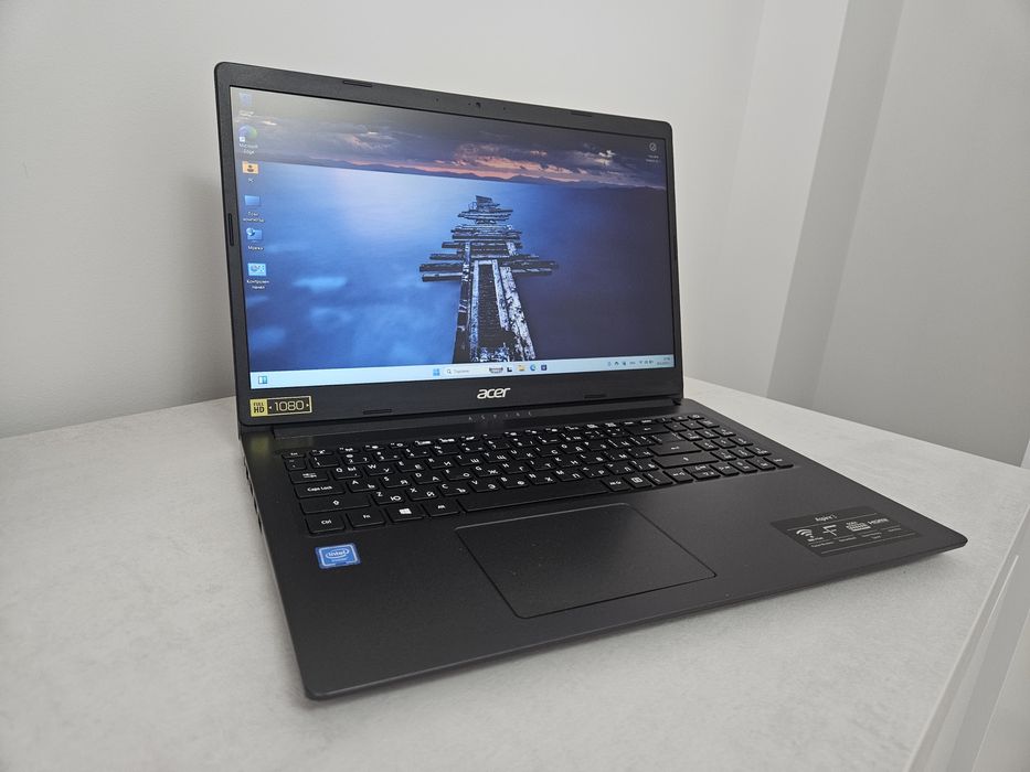 Лаптоп Acer Aspire 3 WIN 11 FULL HD 15.6 *ПОДАРЪК чанта и мишка