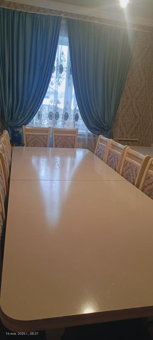 Стол 3-3,5  стулья 12шт